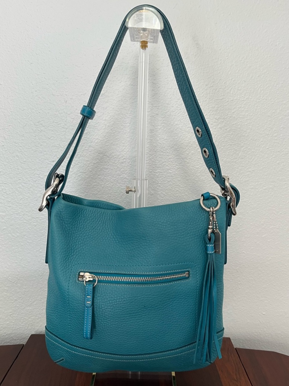 Coach Legacy Slim Shoulder Crossbody Bag in Teal Pebbled Leather 1427 like new - Picture 4 of 15